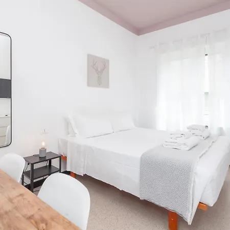 Guest house Le Terrazze Del Duca San Pietro 4*